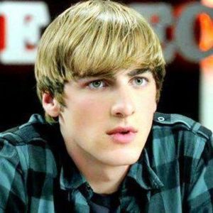 Meet your Posher, Jade